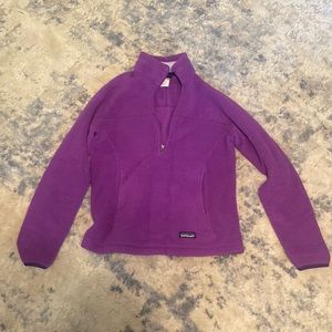 Purple Patagonia quarter zip sweatshirt size small